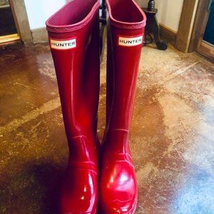 Women's size 8 Hunter boots